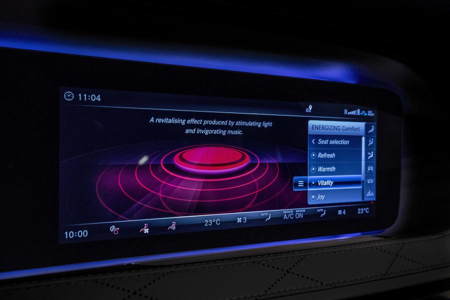 Панель приборов Mercedes-Benz S560 Lang 2017 года  (WW) (фото 32 из 50)